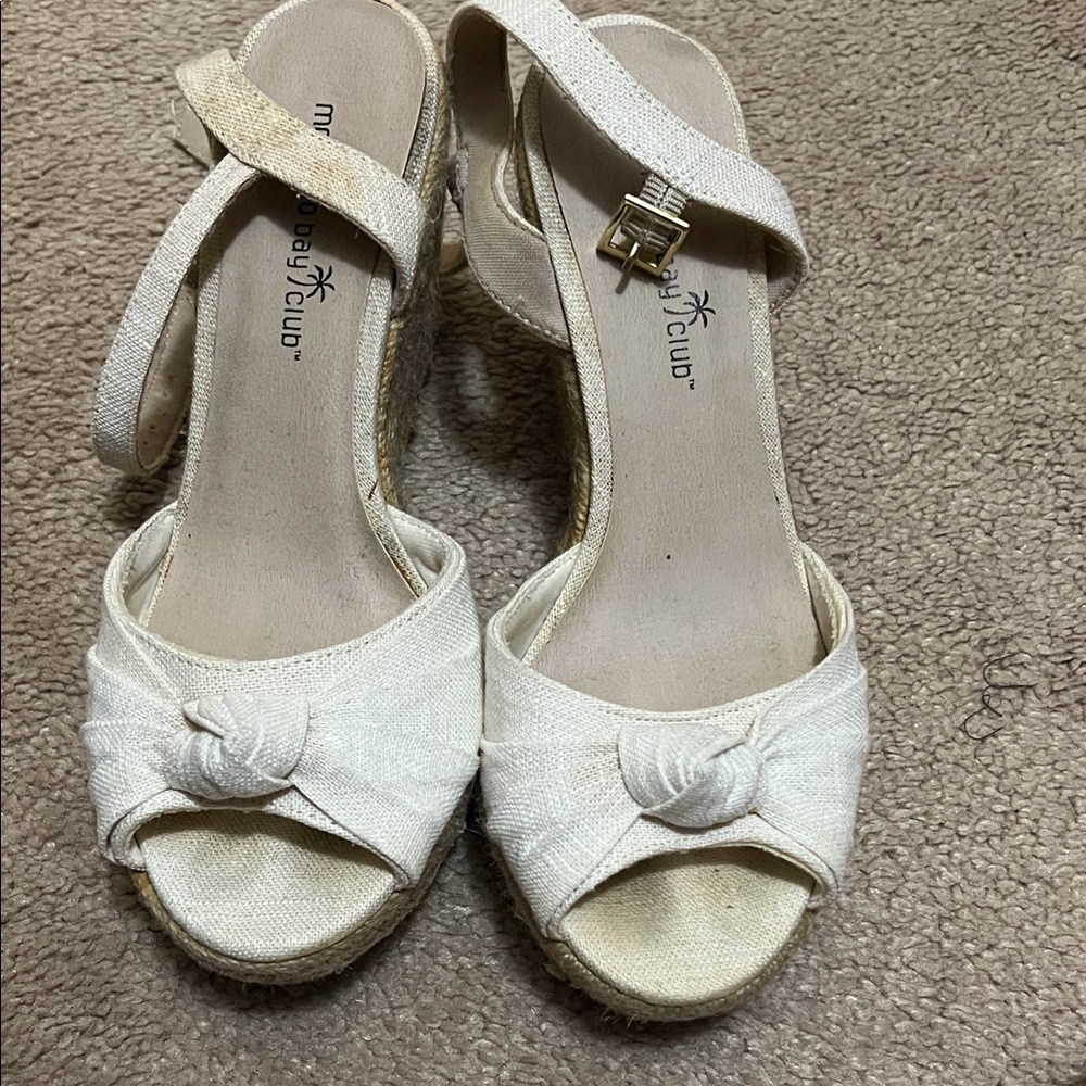 Montego Bay Club Cream Knotted Espadrille Wedge Sandals with Ankle Buckle